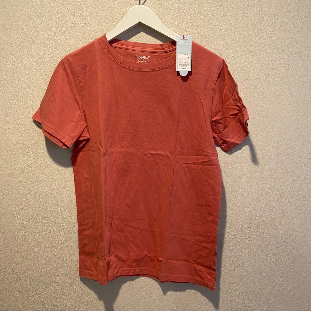 Cat and Jack girls t shirt size‎ 14+ short sleeve stadium red